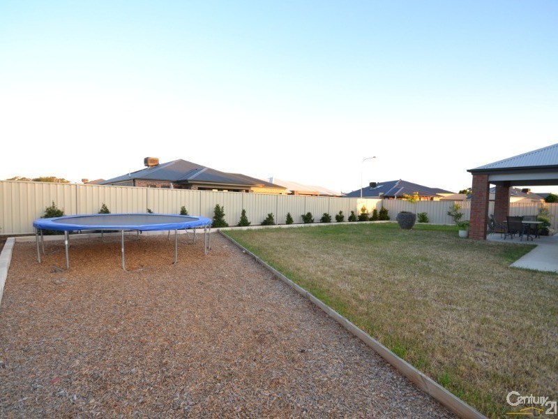 25 Skye Ave, Moama NSW 2731