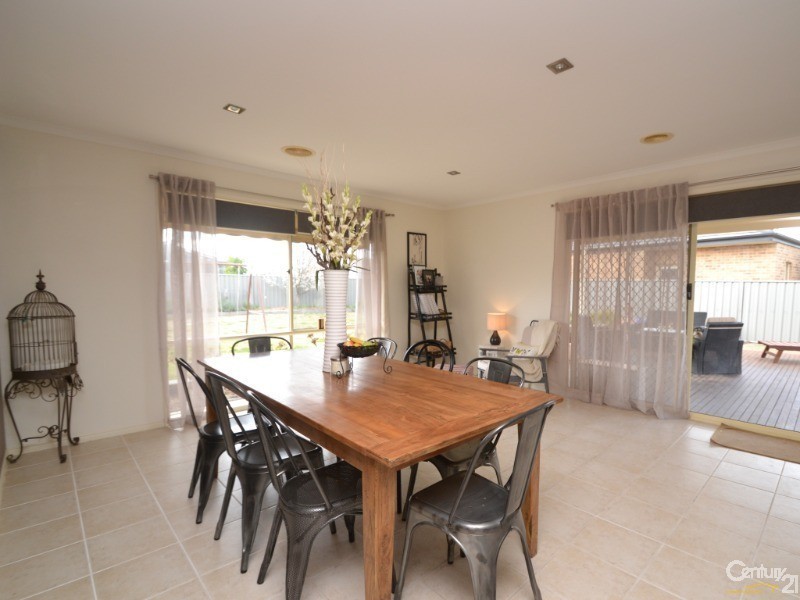 4 Coulson Place, Echuca VIC 3564
