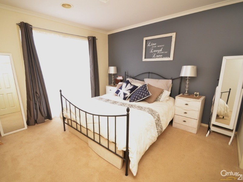 4 Coulson Place, Echuca VIC 3564