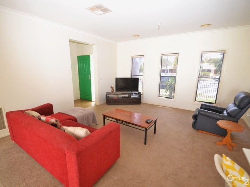 145 Pakenham Street, Echuca VIC 3564