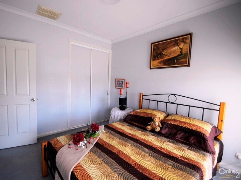 2/139  Stawell Street, Echuca VIC 3564