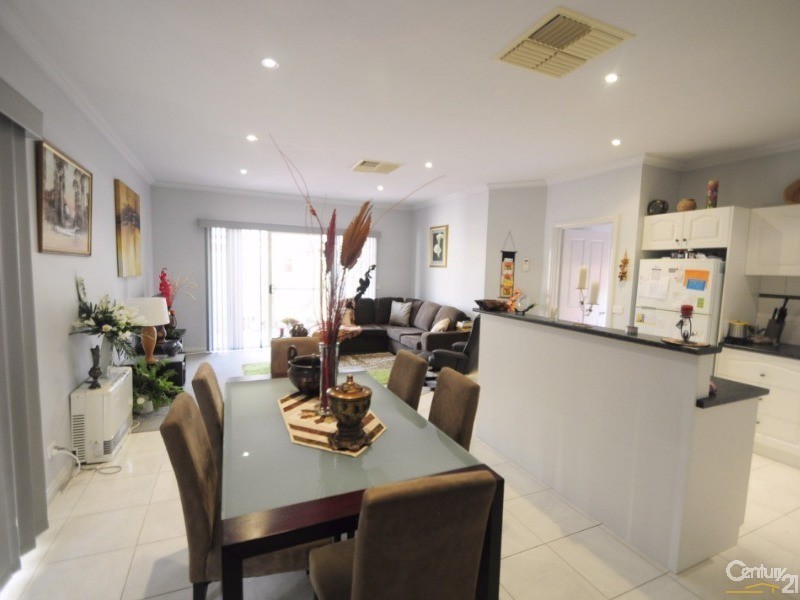 2/139  Stawell Street, Echuca VIC 3564