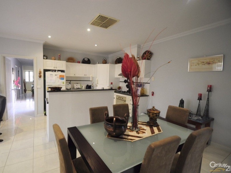 2/139  Stawell Street, Echuca VIC 3564