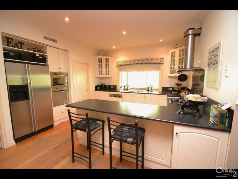 316 Mary Ann Road, Echuca VIC 3564