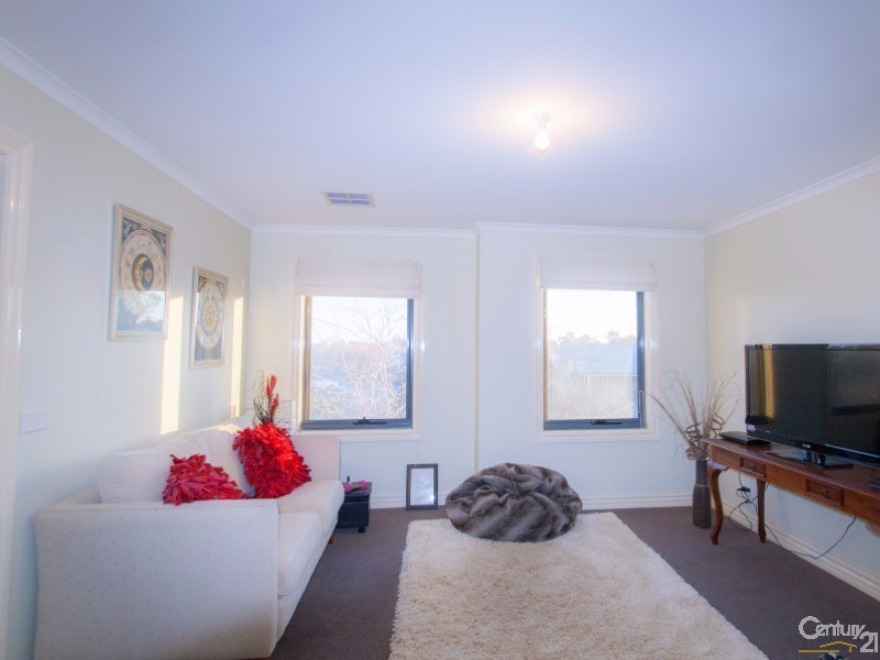37 Kingfisher Drive West, Moama NSW 2731