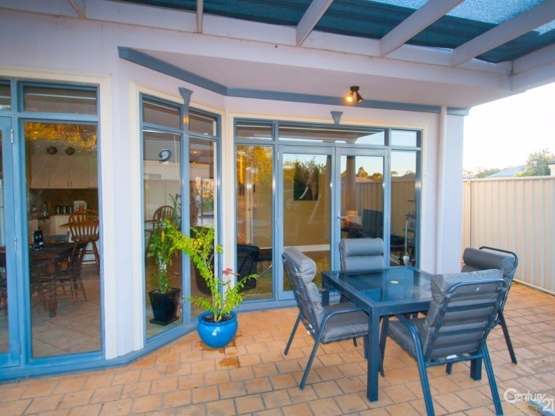 37 Kingfisher Drive West, Moama NSW 2731