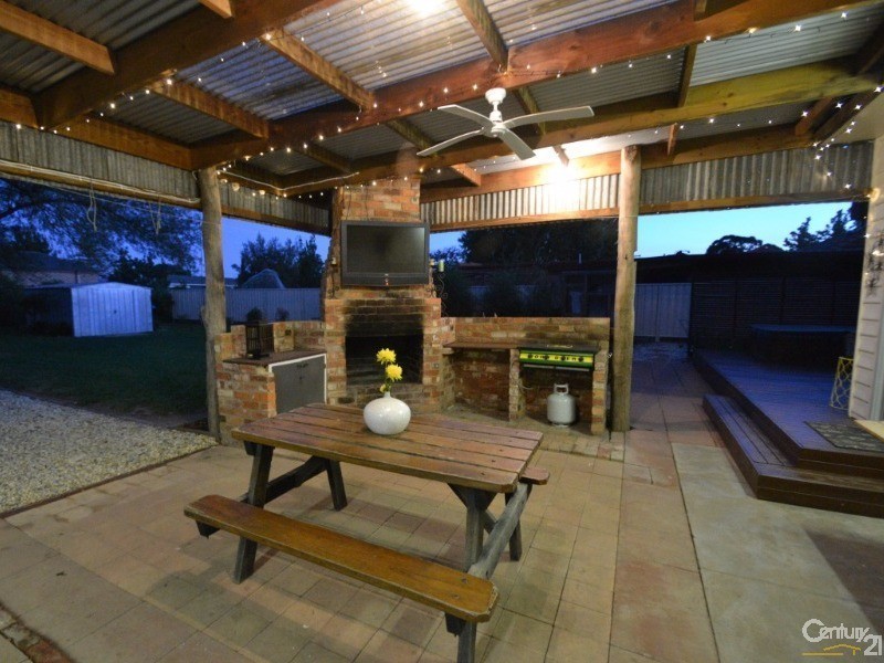 72 Sturt Street, Echuca VIC 3564