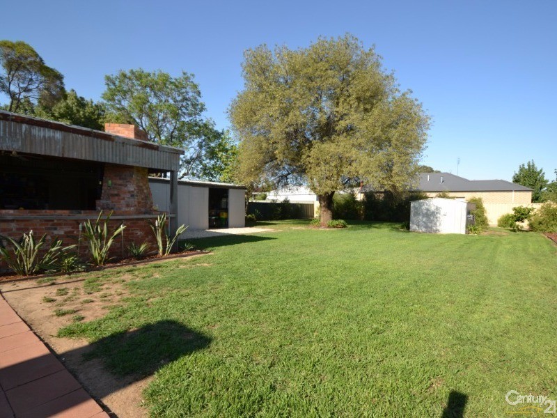 72 Sturt Street, Echuca VIC 3564