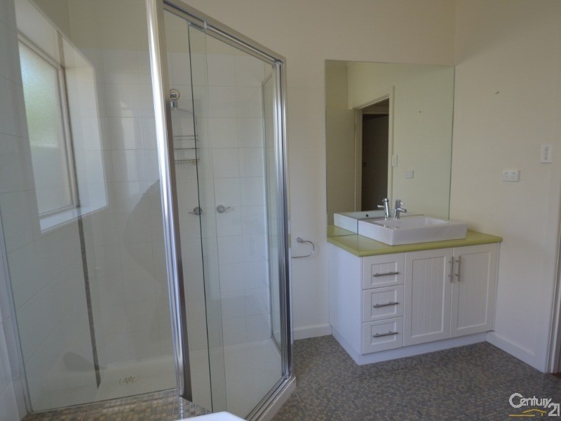 23 Haverfield Street, Echuca VIC 3564