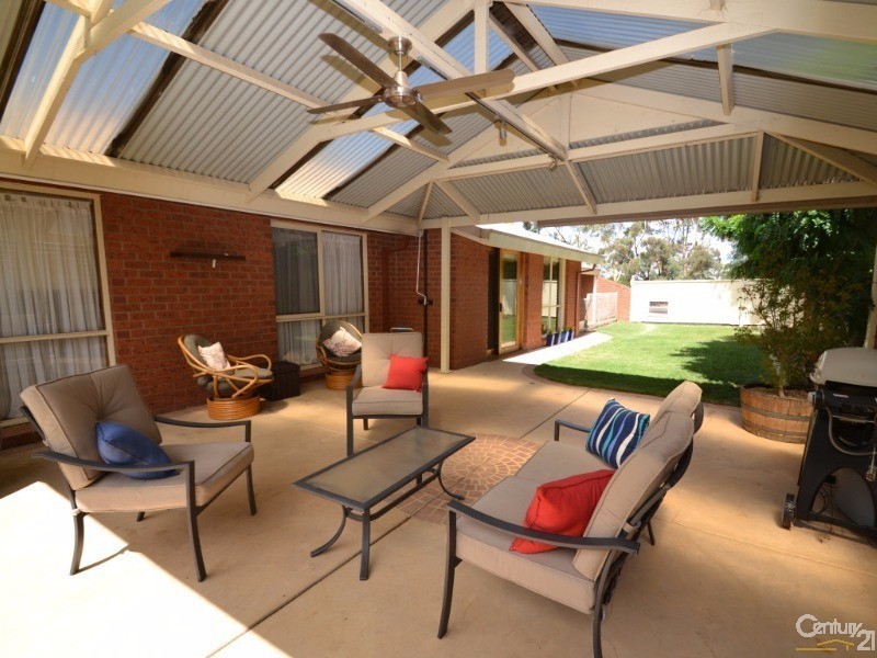 94 Stawell Street, Echuca VIC 3564