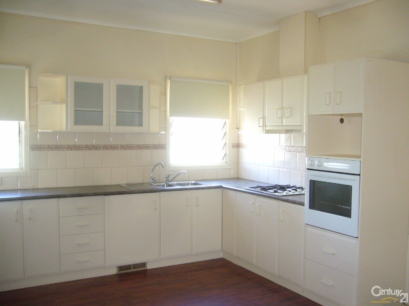 37 Eyre Street, Echuca VIC 3564