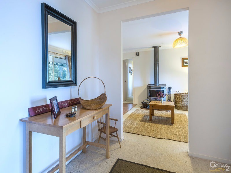 121 Alton Road, Mount Macedon VIC 3441