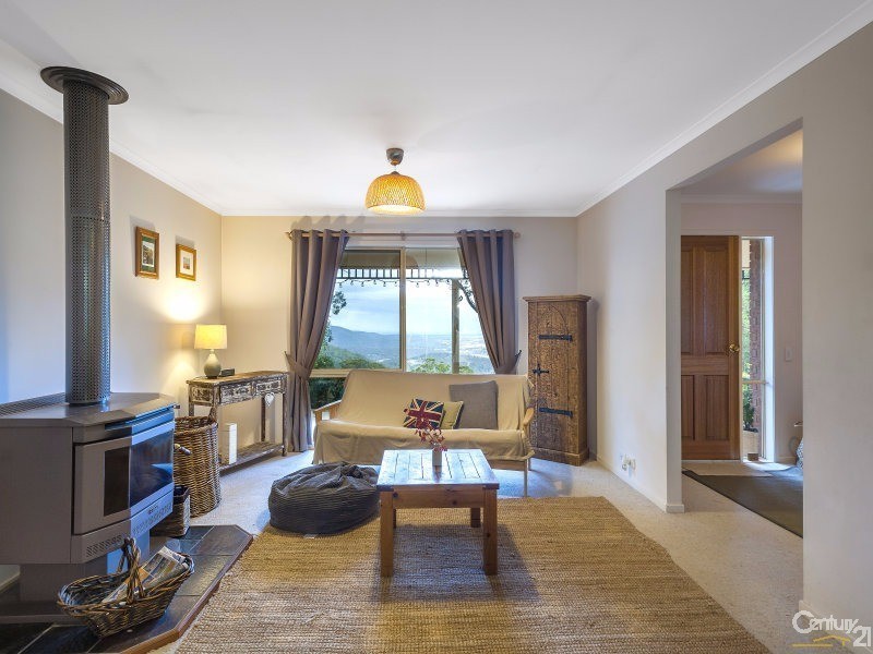 121 Alton Road, Mount Macedon VIC 3441