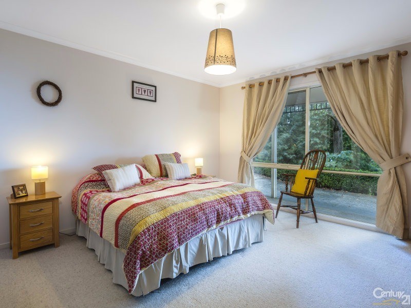 121 Alton Road, Mount Macedon VIC 3441