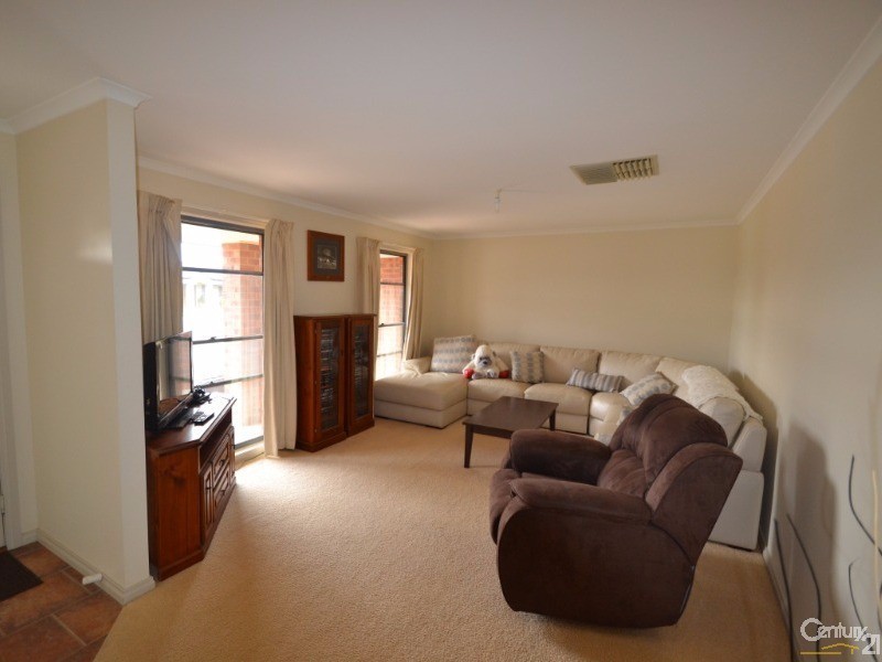 5 Aberdeen Way, Moama NSW 2731