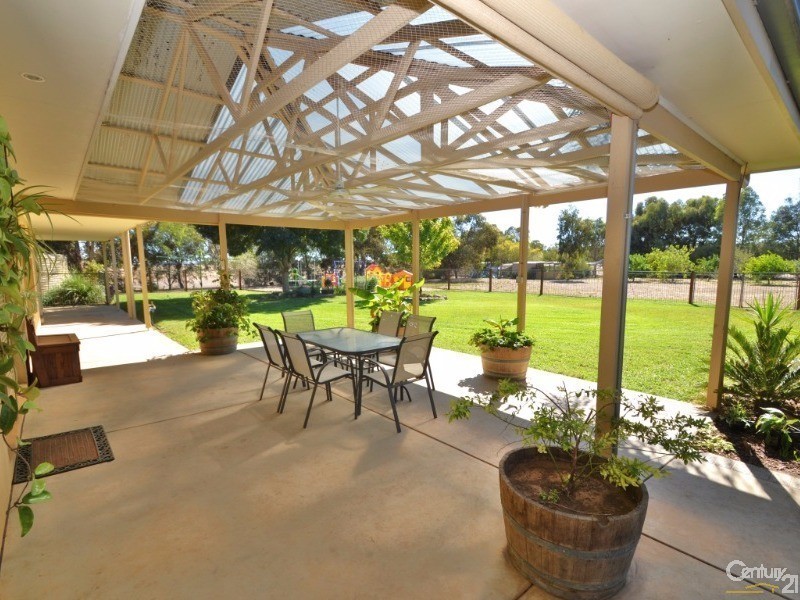 7668 Northern Highway, Echuca VIC 3564