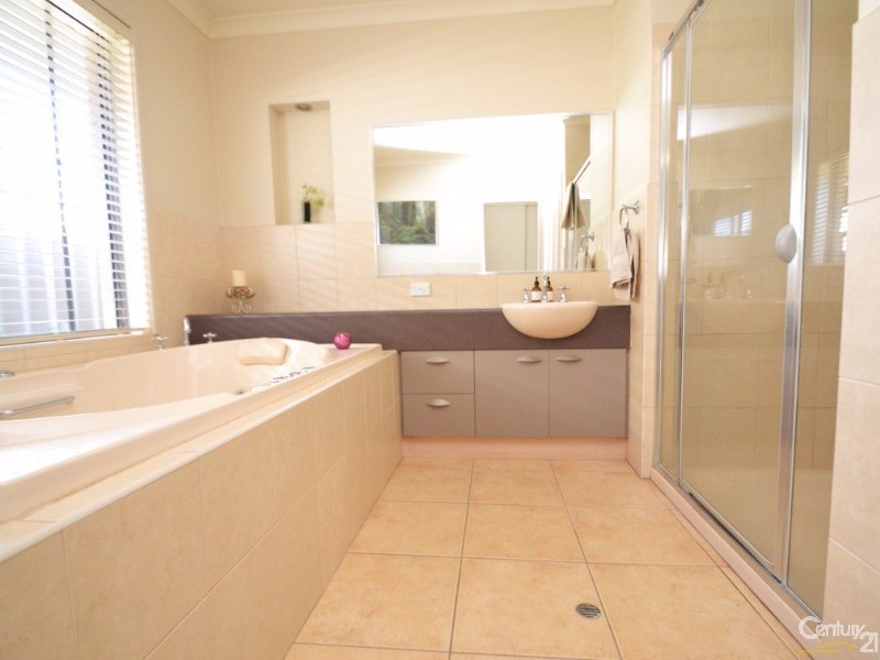 43 Jamieson Drive, Echuca VIC 3564