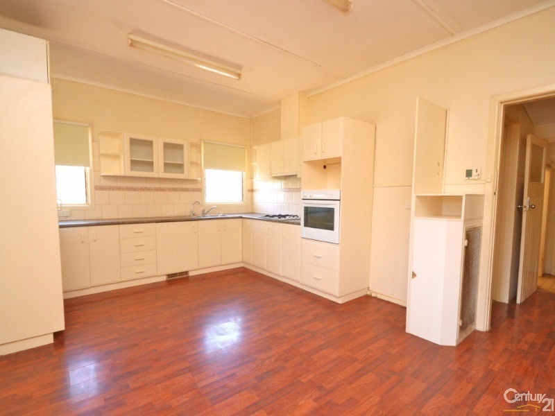 37 Eyre Street, Echuca VIC 3564