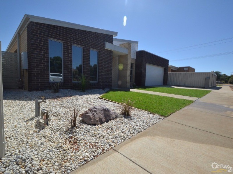 20 Eyre Street, Echuca VIC 3564