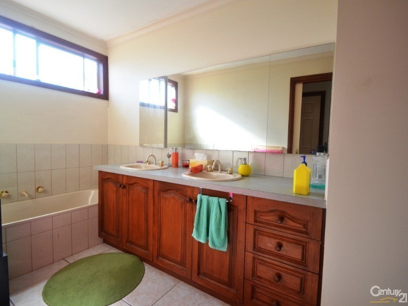 161  Wharparilla Drive, Echuca VIC 3564