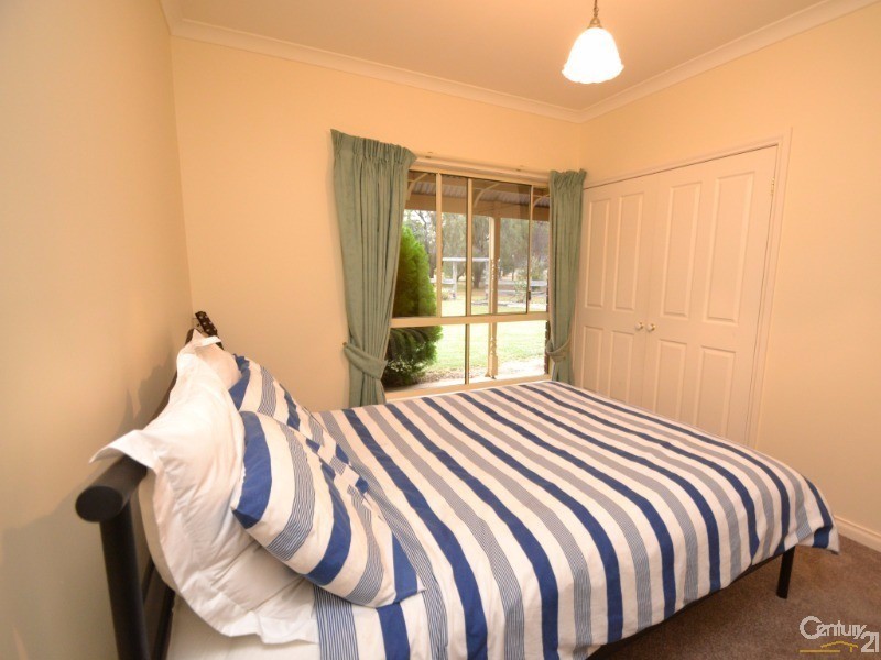 48 Moama Street, Mathoura NSW 2710