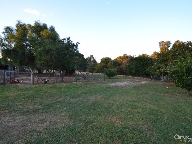 48 Moama Street, Mathoura NSW 2710