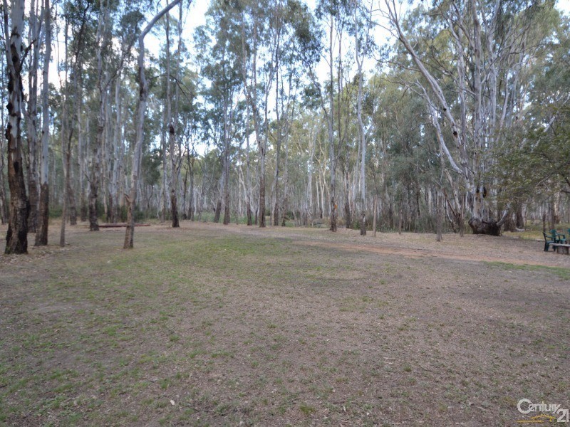 48 Moama Street, Mathoura NSW 2710