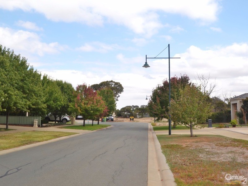 6 Riverland Close, Echuca VIC 3564