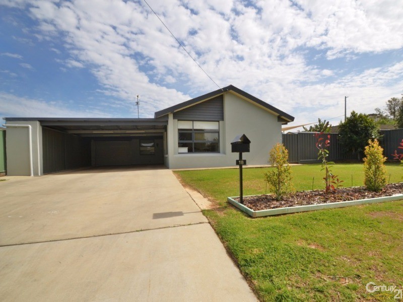 18 Popplewell Street, Moama NSW 2731