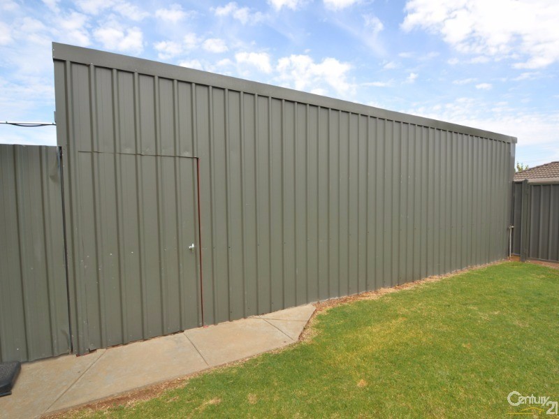 18 Popplewell Street, Moama NSW 2731