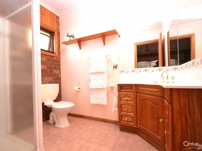 53 Elizabeth Street, Echuca VIC 3564