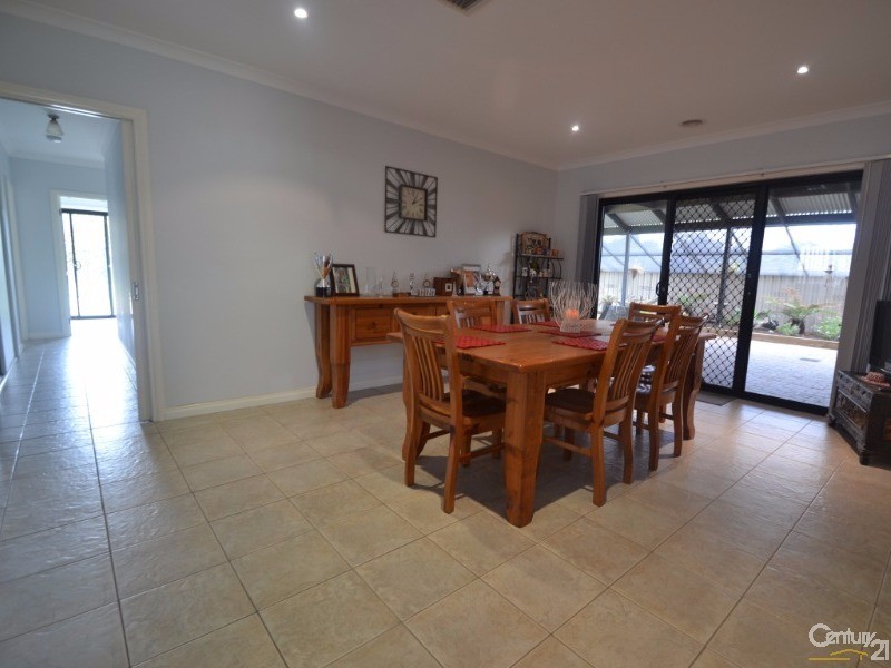 75 McSwain Rd, Echuca VIC 3564