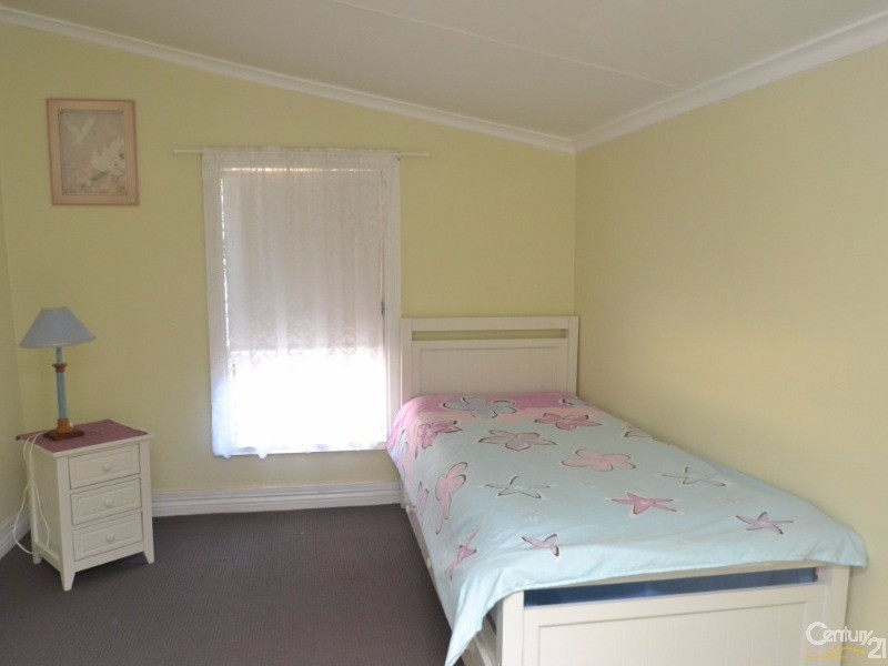 49 Regent Street, Moama NSW 2731