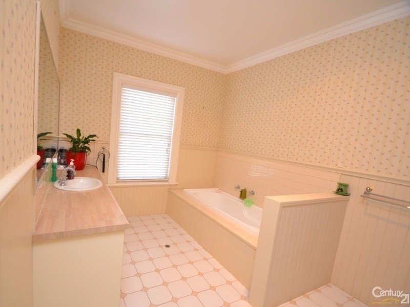 53 Mathoura St, Mathoura NSW 2710