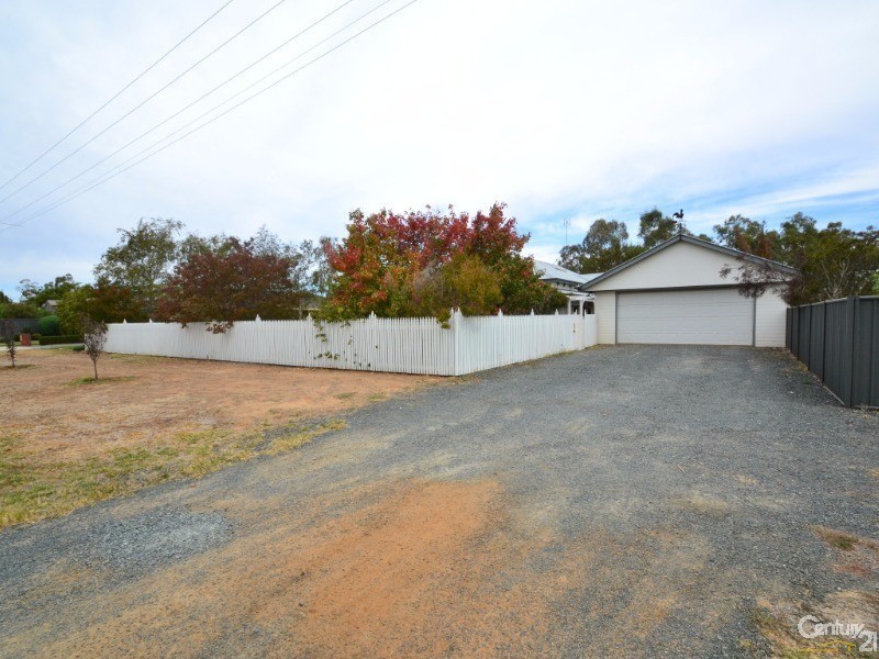 53 Mathoura St, Mathoura NSW 2710