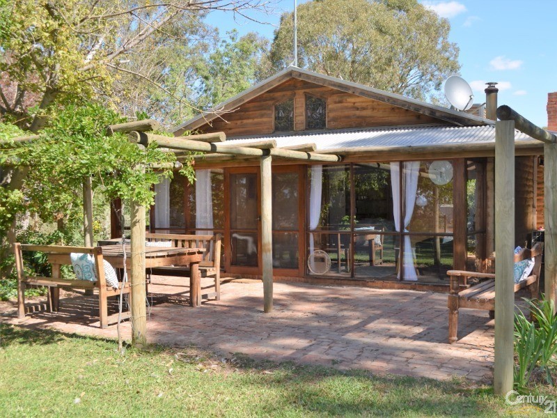 698 Thyra Road, Moama NSW 2731