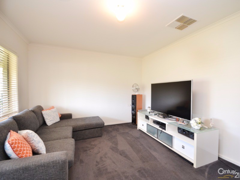 6 Martin Street, Moama NSW 2731