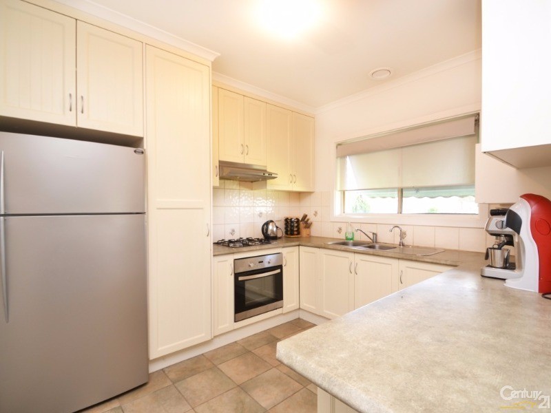 6 Martin Street, Moama NSW 2731