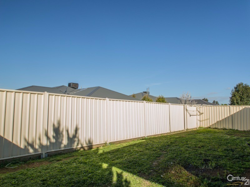 12/33 Federal Street, Echuca VIC 3564