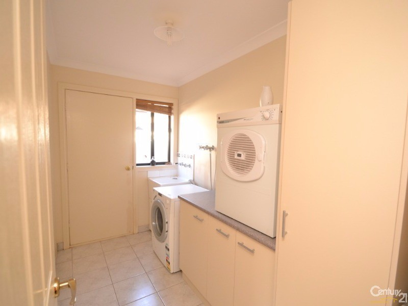 5 Kingfisher Drive West, Moama NSW 2731