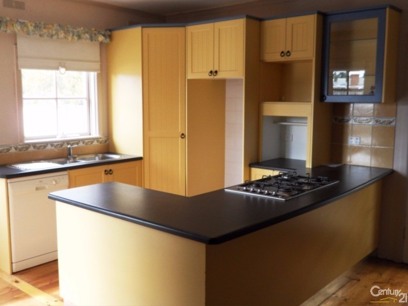 43 Crossen Street, Echuca VIC 3564