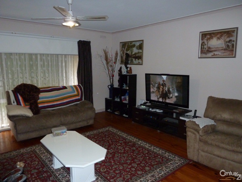 43 Crossen Street, Echuca VIC 3564