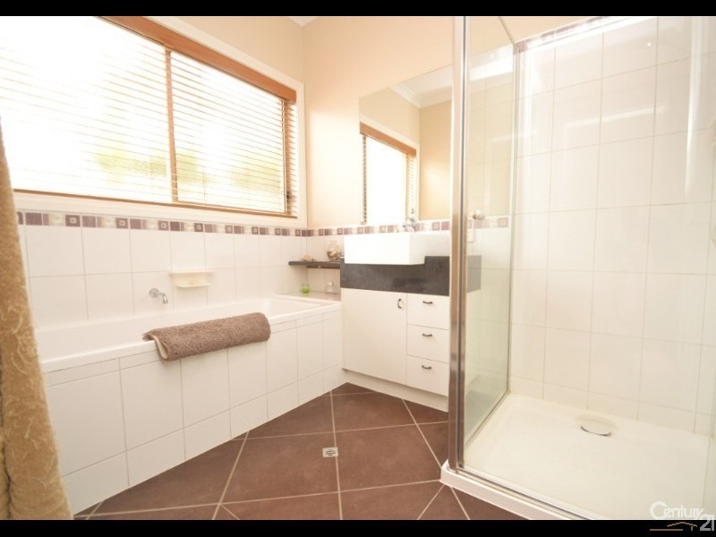 10 Kinross Court, Moama NSW 2731