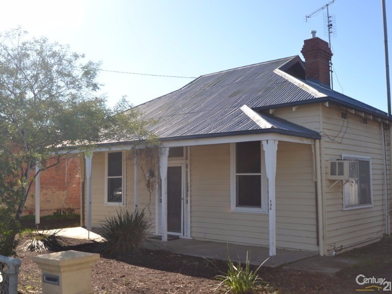136 Sturt Street, Echuca VIC 3564