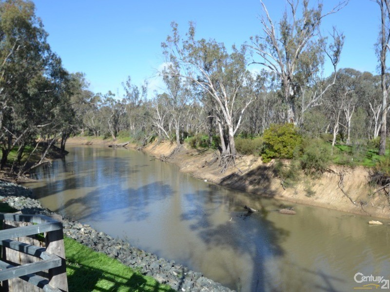 32 Hansen Street, Echuca VIC 3564