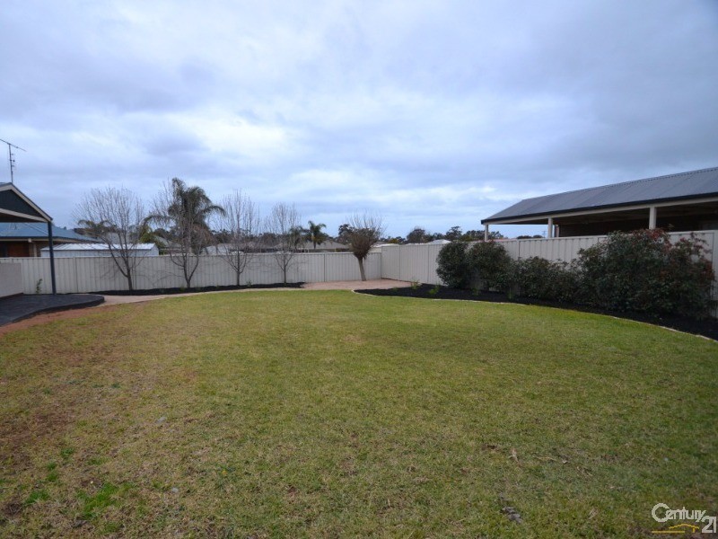 6 Skye Ave, Moama NSW 2731