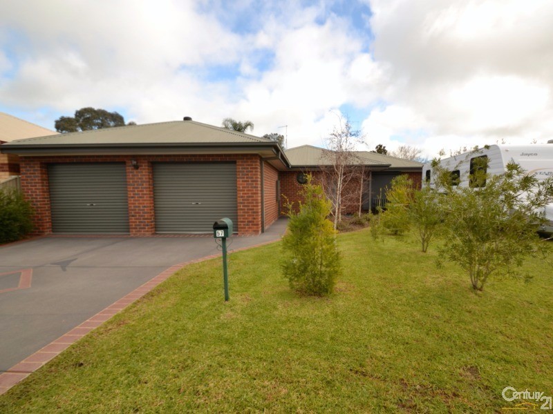 57 Murrumbidgee Drive, Echuca VIC 3564