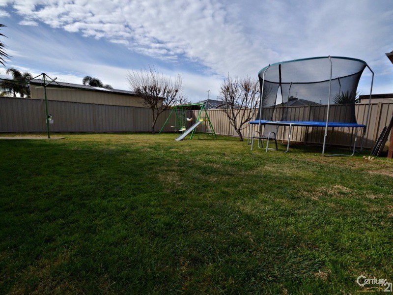 11 Wearne Road, Echuca VIC 3564