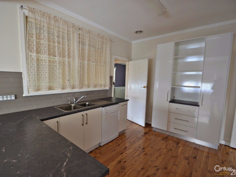 57 Hovell Street, Echuca VIC 3564