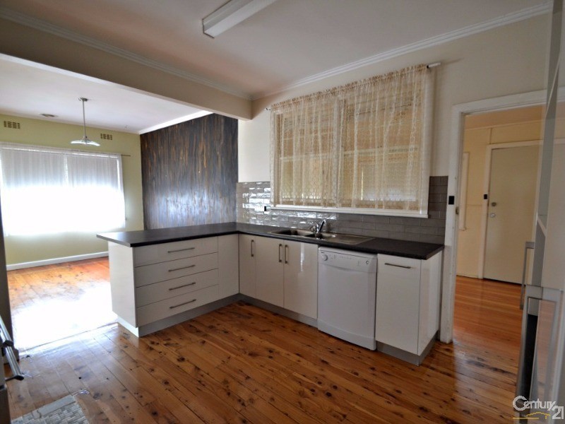 57 Hovell Street, Echuca VIC 3564